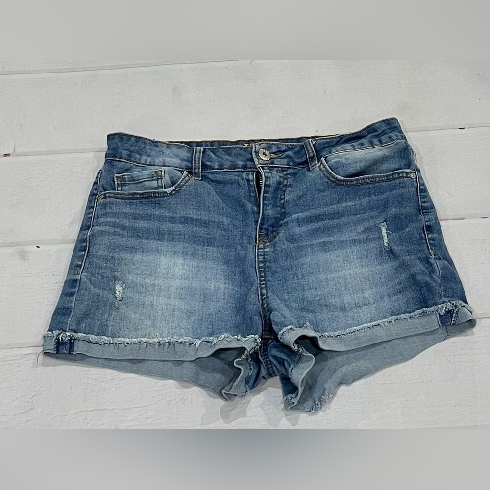 True Craft Shorts size 11